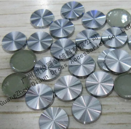 Guangzhou Qijun Garment Accessories Co., Ltd. - Clothing reference image 1