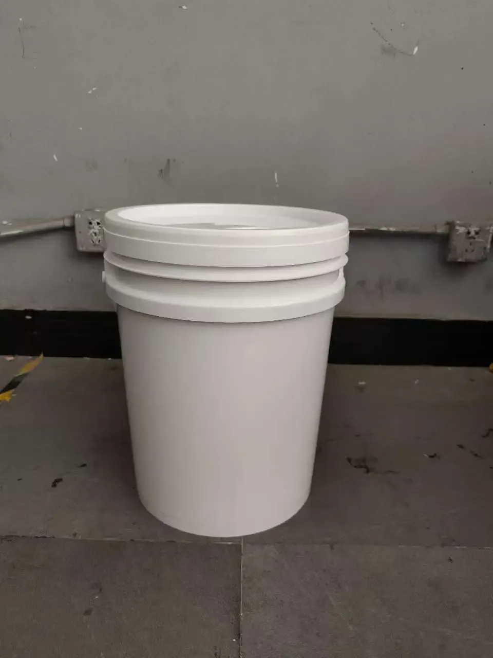 Guangzhou Biheng Chemical Technology Co., Ltd. - Chemicals reference image 4