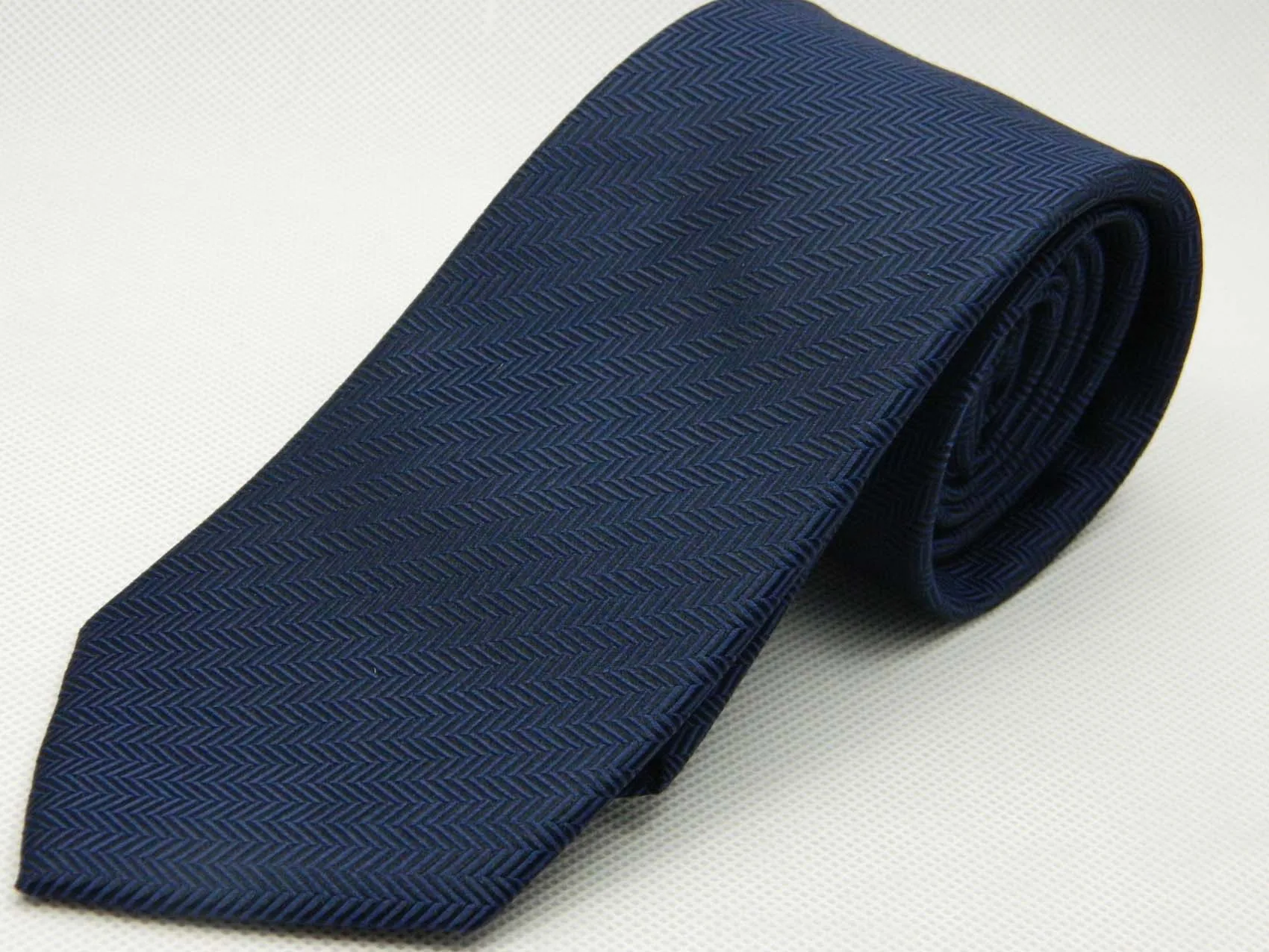 Guangzhou Jun'ao Garment Co., Ltd. - Textiles reference image 4